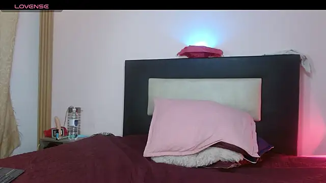 Snapshot of LorenaJoness chatting on November 21, 2025, 2:49 pm LorenaJoness online show from November 21, 2025, 2:49 pm