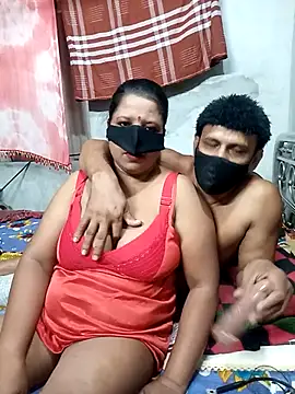 Pakhi Couple 69 online show from October 11, 2025, 4:52 pm