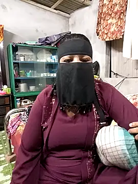 Pakhi Couple 69 online show from October 26, 2025, 5:57 pm