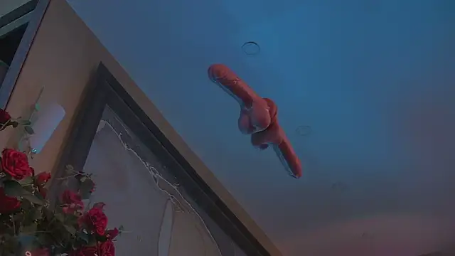 Amanda River online show from November 30, 2025, 8:15 am