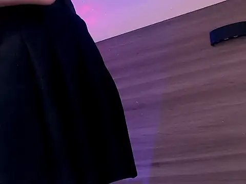 SashaNova online show from February 6, 2026, 4:19 am