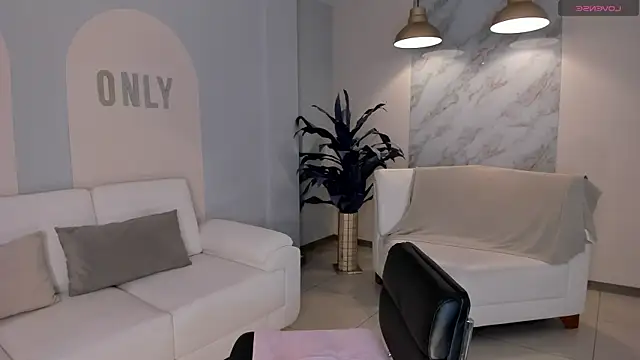 MaddisonCollins online show from March 22, 2025, 7:42 pm