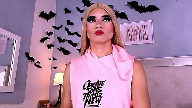 Snapshot of Emily_Castillo_1 chatting on November 17, 2025, 4:27 am Emily Castillo 1 online show from November 17, 2025, 4:27 am