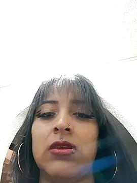 Sarah917 online show from November 21, 2025, 6:07 pm