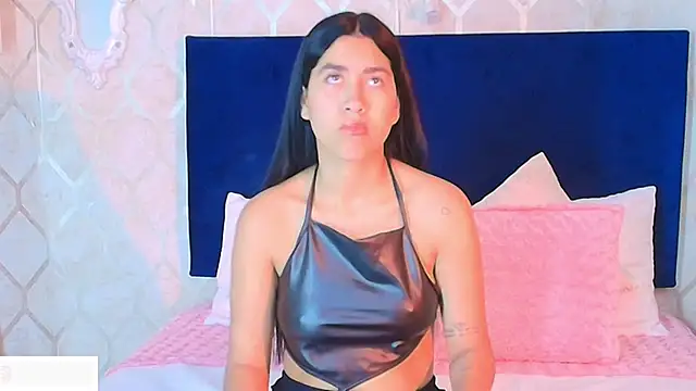 Mia Montess online show from March 18, 2025, 12:28 pm