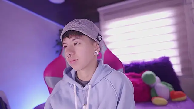 tommy blue online show from February 21, 2026, 2:08 pm