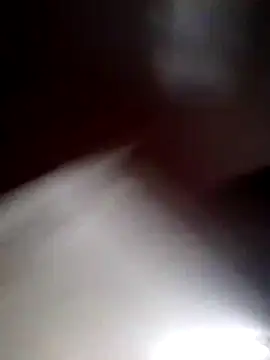 Snapshot of viviksmel chatting on December 18, 2025, 11:19 pm viviksmel online show from December 18, 2025, 11:19 pm