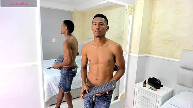 LexiAndDeker online show from September 9, 2025, 4:05 pm