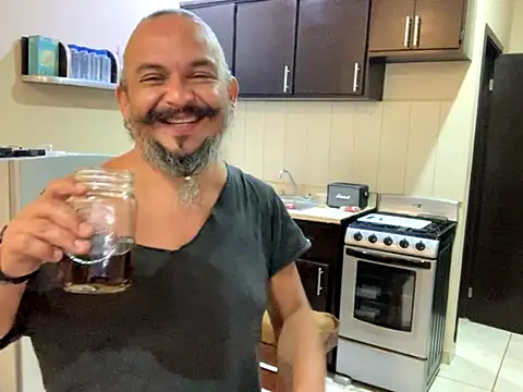 Sollhmaarh online show from October 4, 2025, 5:09 am