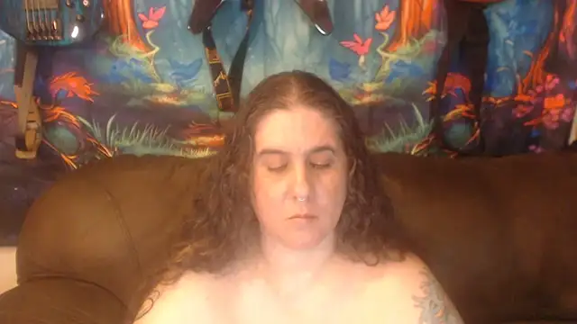 Dreaming Of Blue online show from March 12, 2025, 9:45 pm