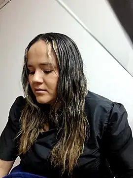 mandy-moore online show from April 9, 2026, 4:14 am