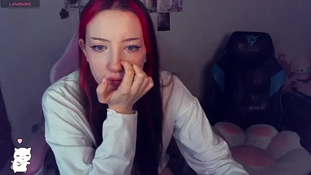 Snapshot of JayMollyy chatting on March 4, 2025, 7:54 pm JayMollyy online show from March 4, 2025, 7:54 pm