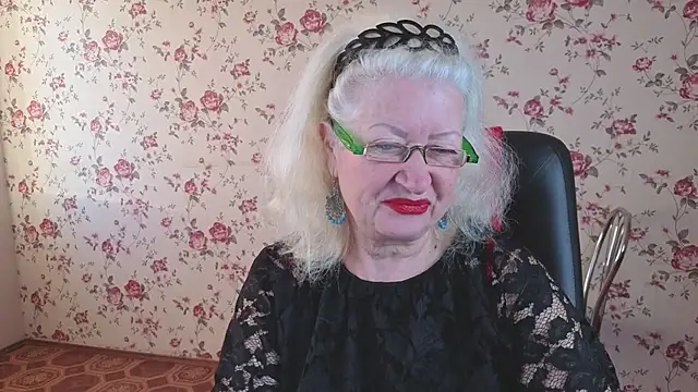 Maya Mayflower online show from October 2, 2025, 3:54 am