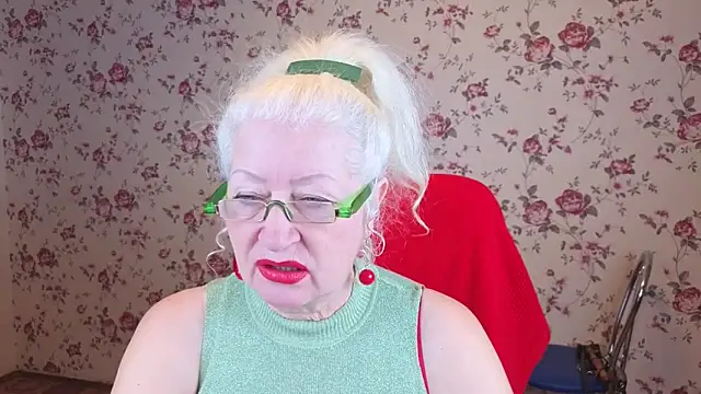 Maya Mayflower online show from November 28, 2025, 4:01 am