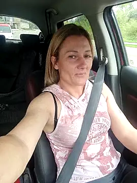 SpicyKylieFoxx online show from September 9, 2025, 10:03 am