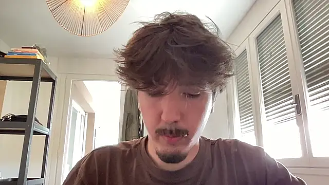 Snapshot of Pierroponey chatting on June 9, 2026, 11:11 am Pierroponey online show from June 9, 2026, 11:11 am