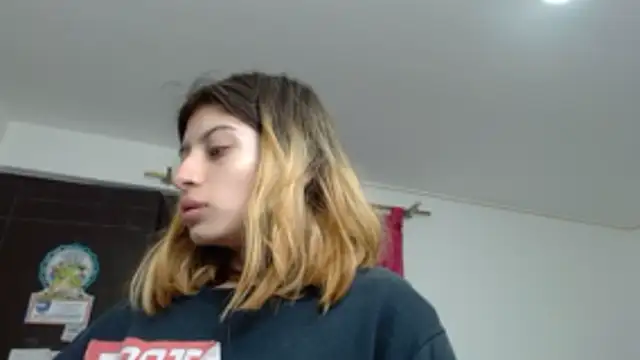 KratosAfroditacs online show from December 5, 2025, 5:00 pm