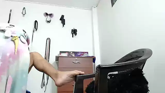 Snapshot of KratosAfroditacs chatting on September 13, 2025, 3:23 pm KratosAfroditacs online show from September 13, 2025, 3:23 pm