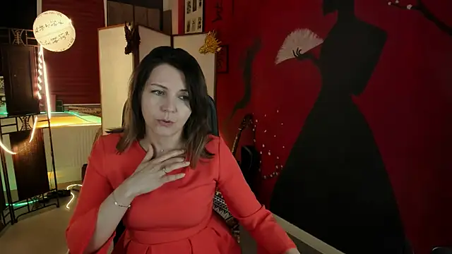 NicoleHitman online show from March 7, 2025, 12:34 pm