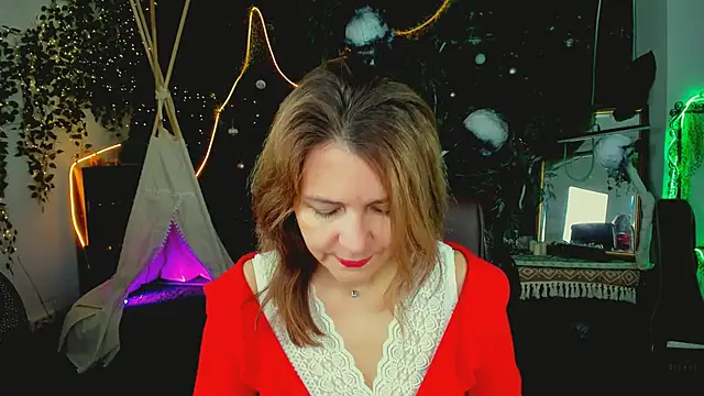 NicoleHitman online show from March 9, 2026, 1:14 pm