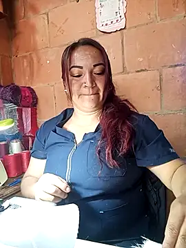 isis milove online show from March 7, 2026, 12:32 pm