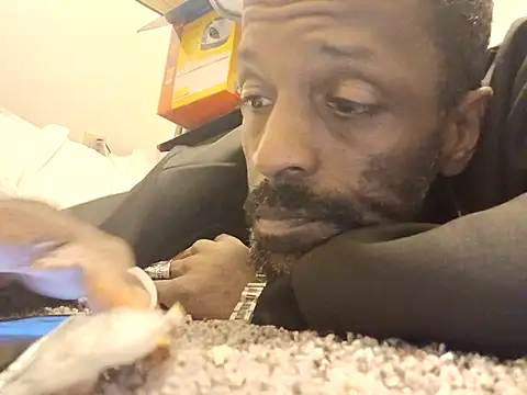 BadazzRXL online show from September 29, 2025, 7:59 am