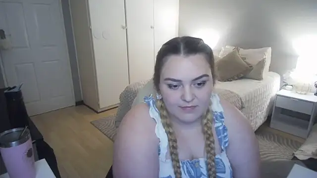 Neytjie online show from November 17, 2025, 6:12 pm