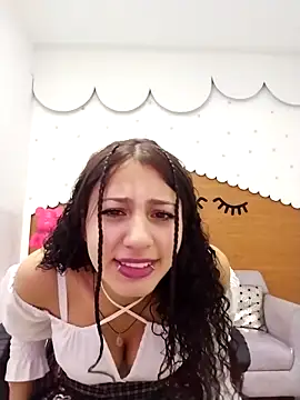 andrea torres t online show from March 4, 2025, 3:26 pm