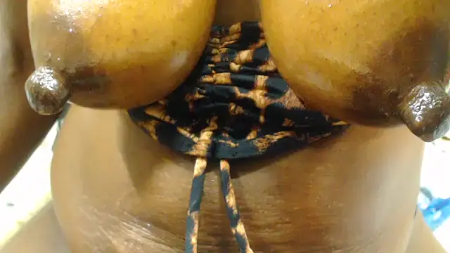 DarkSultryxxxx online show from November 9, 2025, 2:32 pm