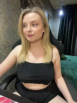 Lina ly online show from March 9, 2025, 7:59 pm