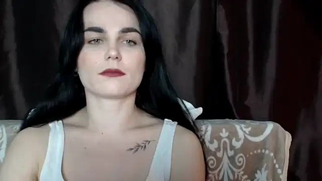 Snapshot of Silviaa chatting on March 12, 2025, 7:36 pm Silviaa online show from March 12, 2025, 7:36 pm