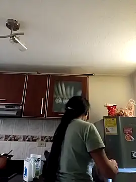 Ariana Rodriguez online show from October 3, 2025, 1:23 pm