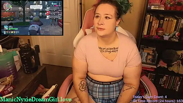 VioletNova online show from October 29, 2025, 1:10 pm