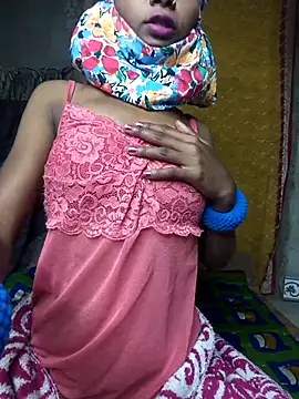 Cutesoma01 online show from December 1, 2025, 11:27 pm