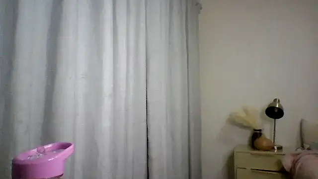 Snapshot of prettymonalisaRSA chatting on June 4, 2026, 4:22 pm prettymonalisaRSA online show from June 4, 2026, 4:22 pm