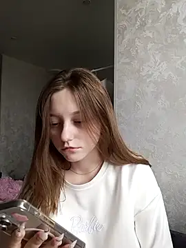 Bonechka online show from November 5, 2025, 8:17 am