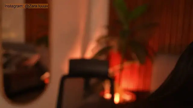 ZaraLuuv online show from September 10, 2025, 12:59 pm