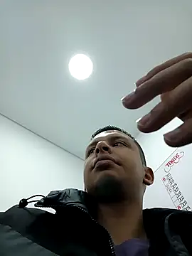 Snapshot of connor_steel2 chatting on March 18, 2025, 12:06 pm connor steel2 online show from March 18, 2025, 12:06 pm