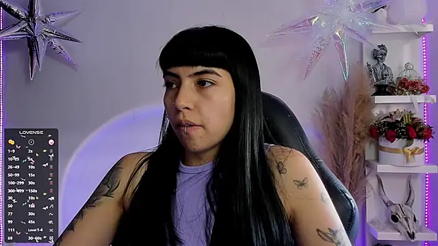 Saraa Desiree online show from March 17, 2025, 8:09 pm