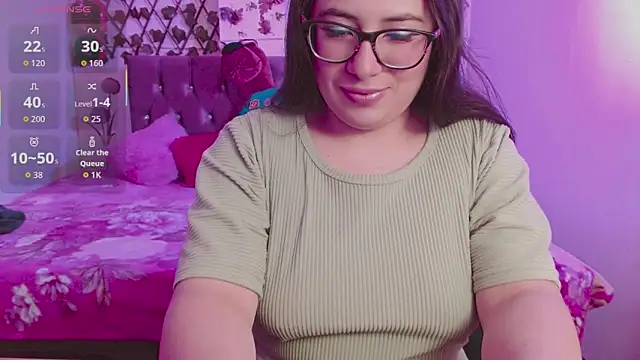 Anny  cute online show from September 22, 2025, 8:15 pm