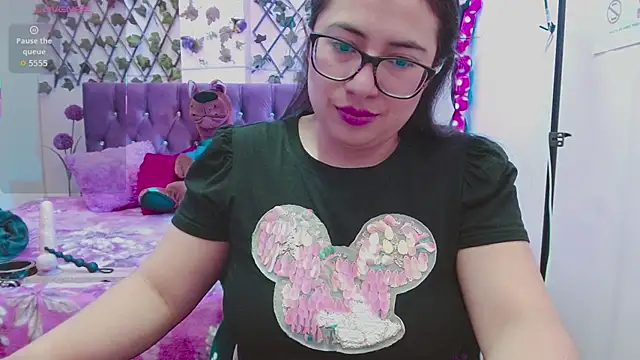 Anny  cute online show from October 1, 2025, 8:35 pm