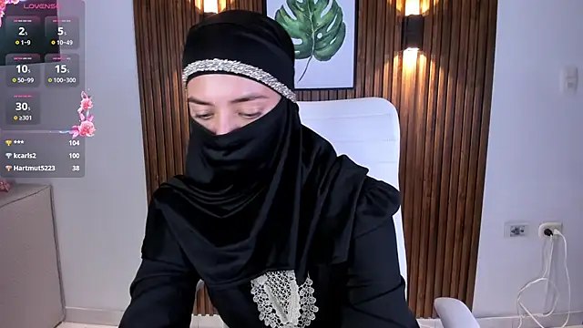 Snapshot of salma_arabicc chatting on March 12, 2025, 7:57 am salma arabicc online show from March 12, 2025, 7:57 am