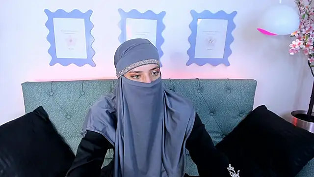 Snapshot of salma_arabicc chatting on March 22, 2025, 7:15 am salma arabicc online show from March 22, 2025, 7:15 am