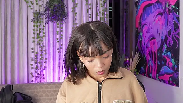 SarahLynn7 online show from January 10, 2026, 12:17 am