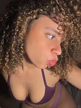 Snapshot of KittyTwerk_2 chatting on May 7, 2026, 7:28 pm KittyTwerk 2 online show from May 7, 2026, 7:28 pm