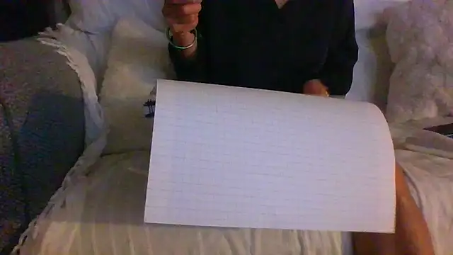 Snapshot of Valentinette chatting on September 16, 2025, 7:37 pm Valentinette online show from September 16, 2025, 7:37 pm