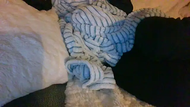 Snapshot of Valentinette chatting on November 28, 2025, 9:48 pm Valentinette online show from November 28, 2025, 9:48 pm