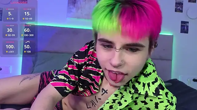 Alex Vallley online show from November 2, 2025, 11:10 pm