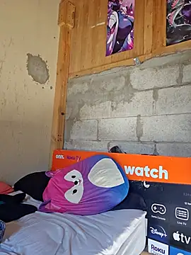 LAL0M4D4R4 online show from September 22, 2025, 10:05 pm