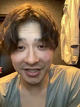 waka3232 online show from November 4, 2025, 1:59 pm